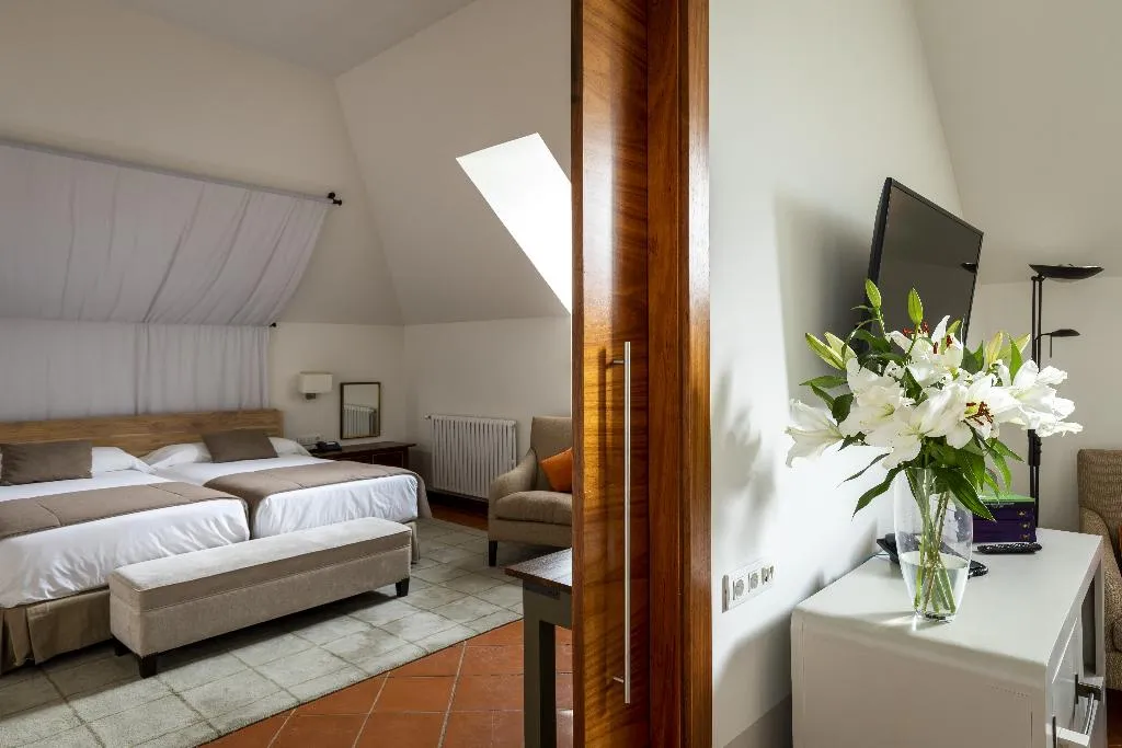SUITE STANDARD Room, Parador de la Granja, Madrid