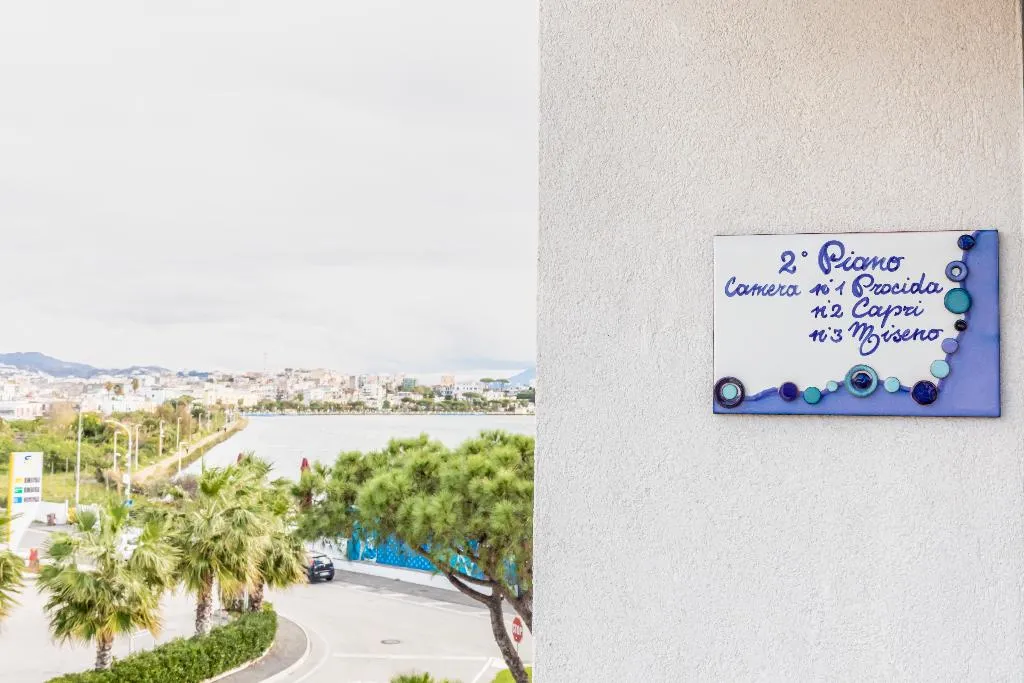 DOUBLE SUPERIOR WITH BALCONY Room, Happyrooms, Naples