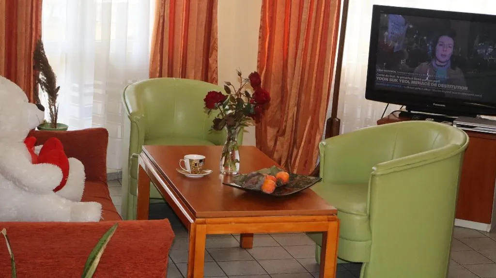 STUDIO STANDARD Room, Palitra, Varna