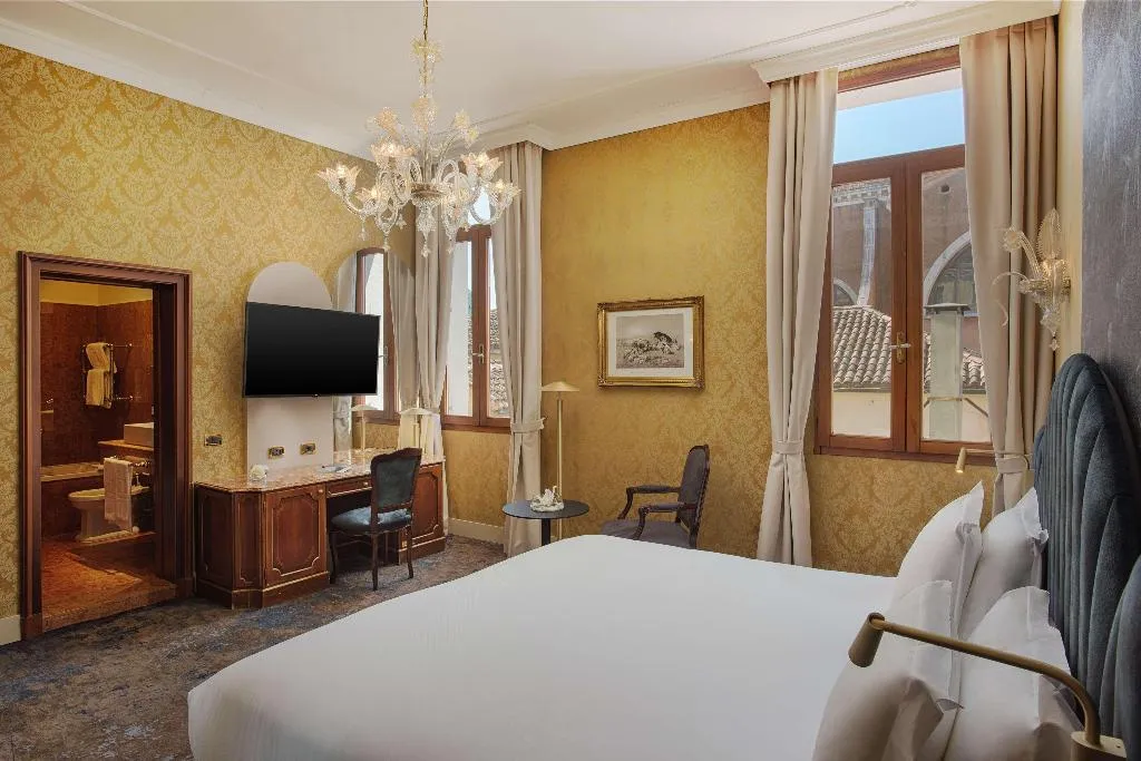 Room, NH Venezia Santa Lucia, Venice