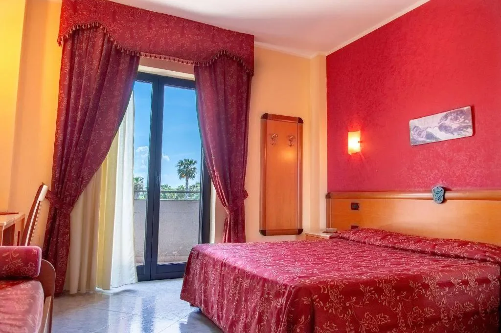 Room, Hotel Miramare, Naples
