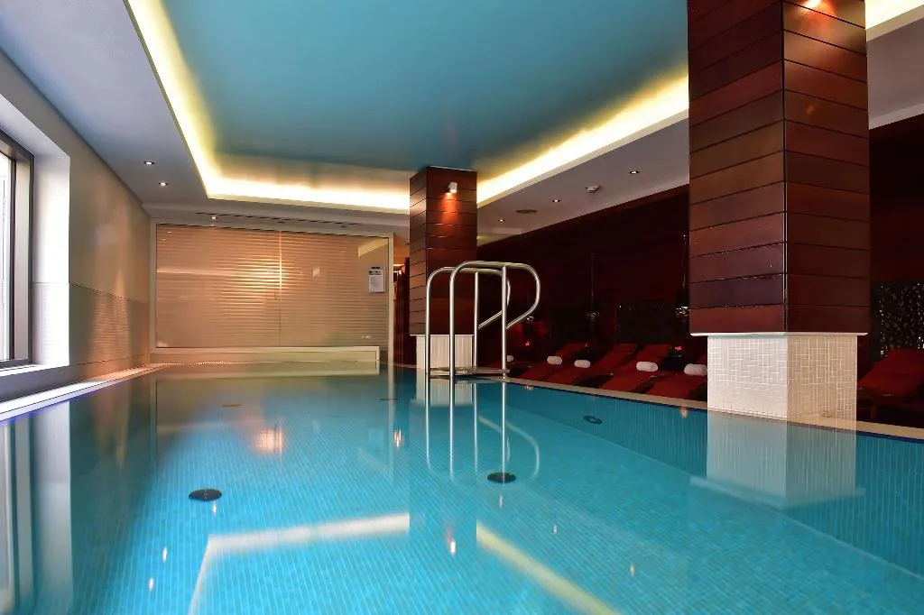 Pool, Pestana Berlin Tiergarten City Hotel, Berlin