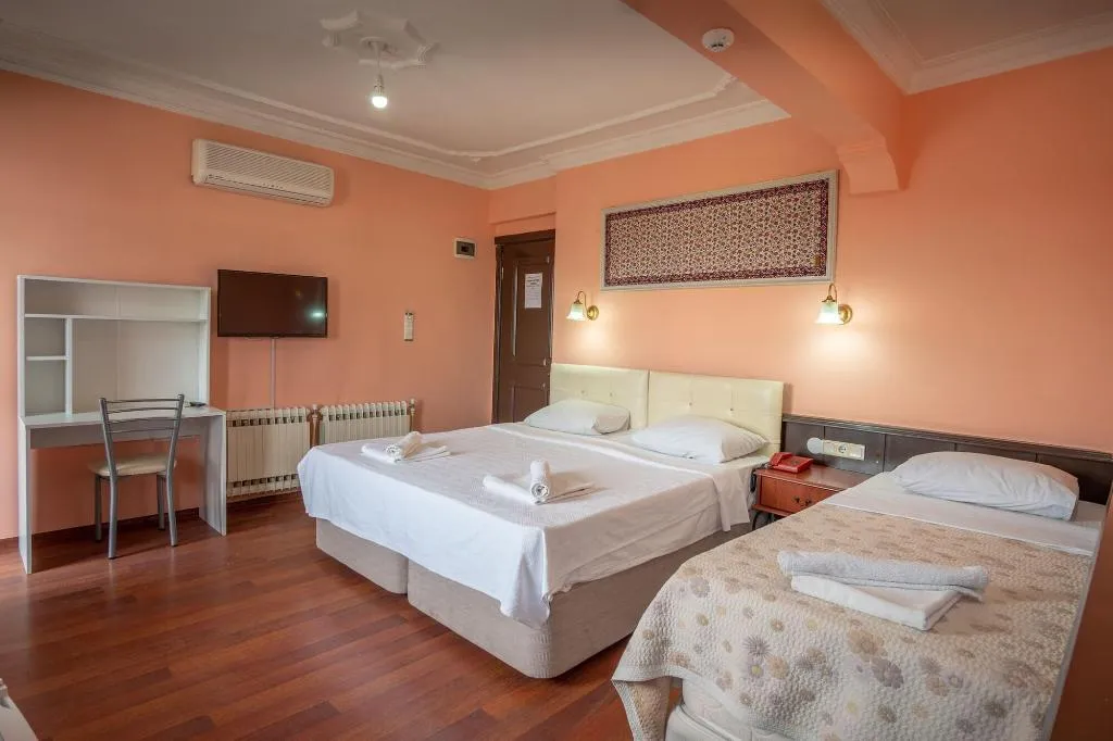 Room, Ephesus Centrum, Izmir