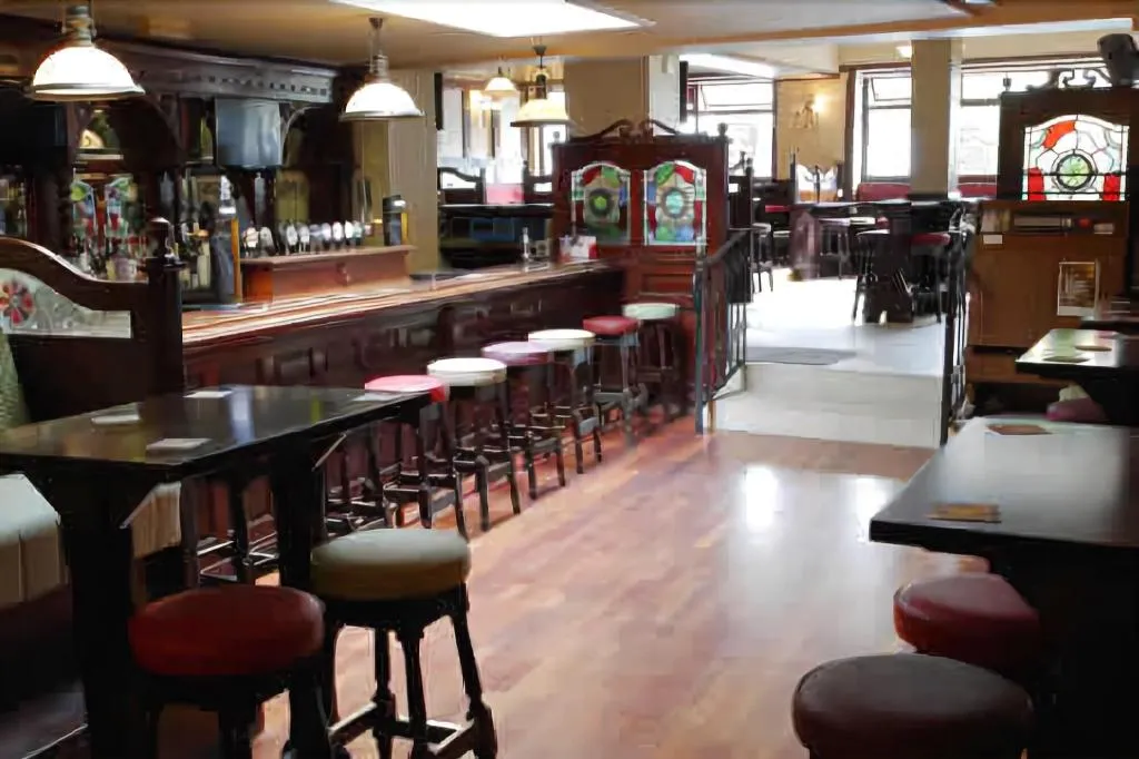 Bar, Kennedy's Pub Drumcondra, Dublin