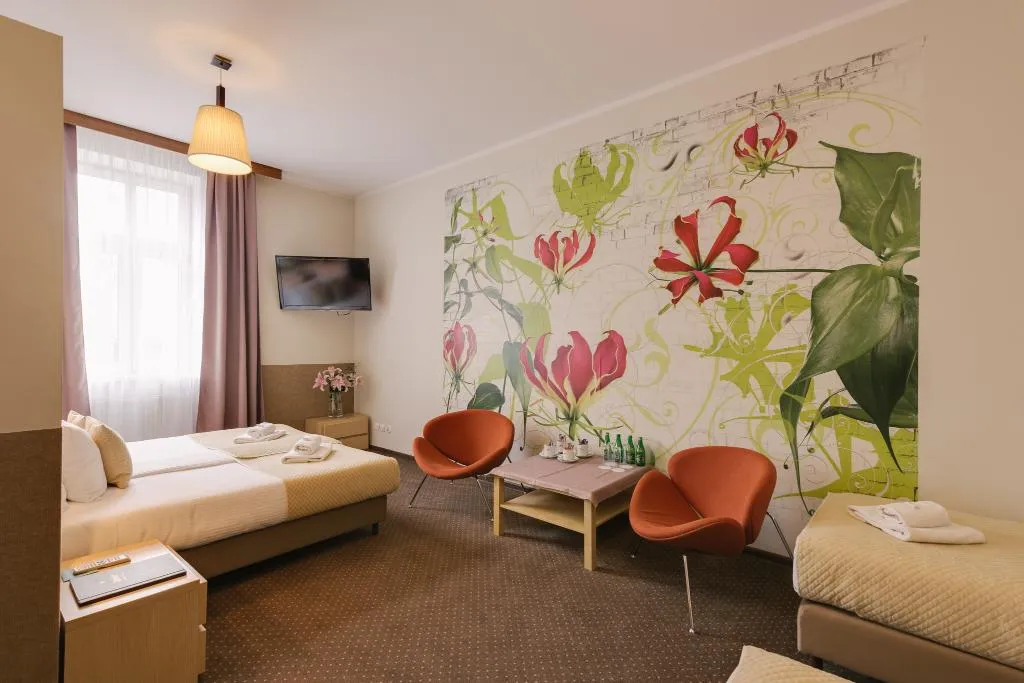 TRIPLE STANDARD Room, Atelier Aparthotel by Artery Hotels, Krakow
