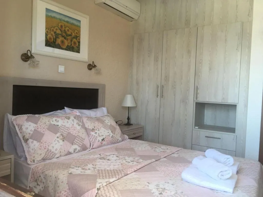 Room, Vangelis Villas, Crete