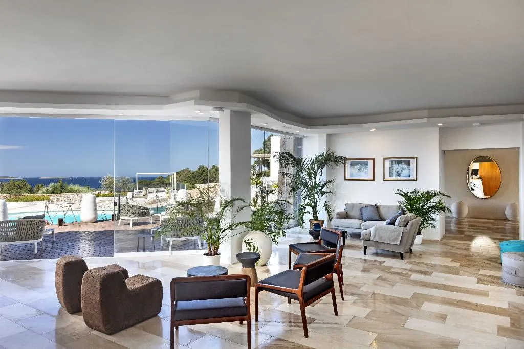Lobby, Grand Relais dei Nuraghi, Olbia