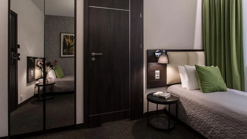 TWIN STANDARD Room, Atrium, Krakow