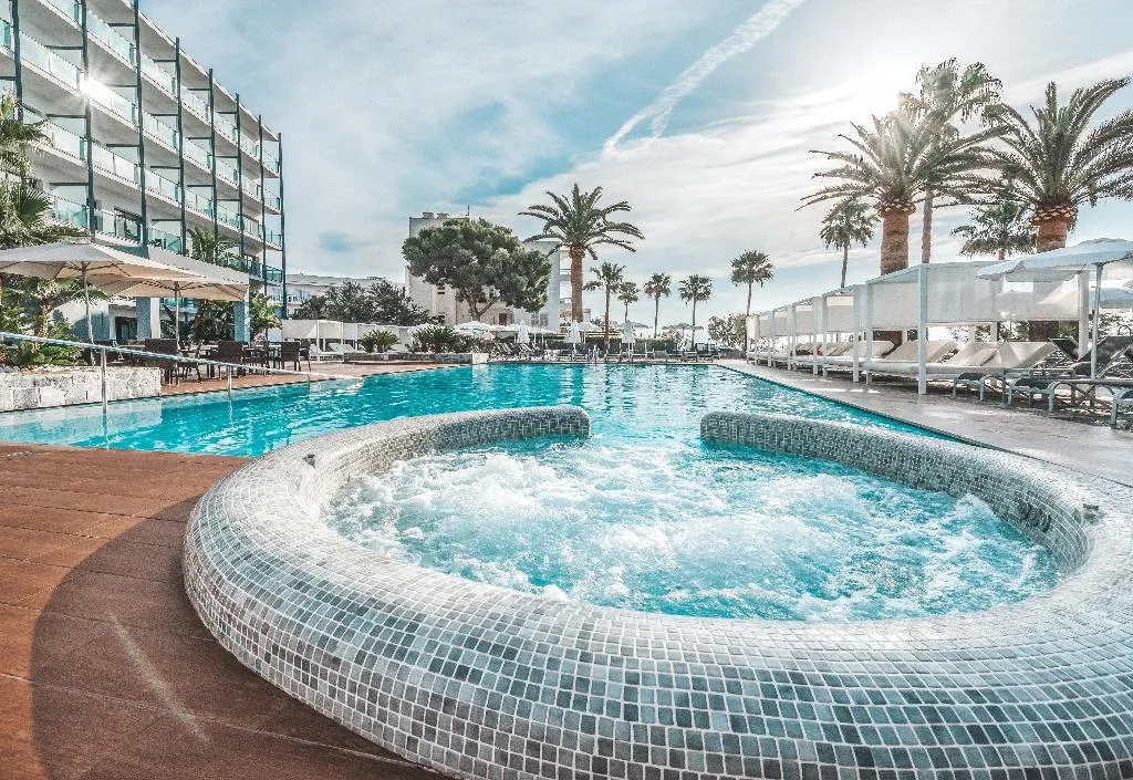 Pool, Marins Playa Suites, Majorca