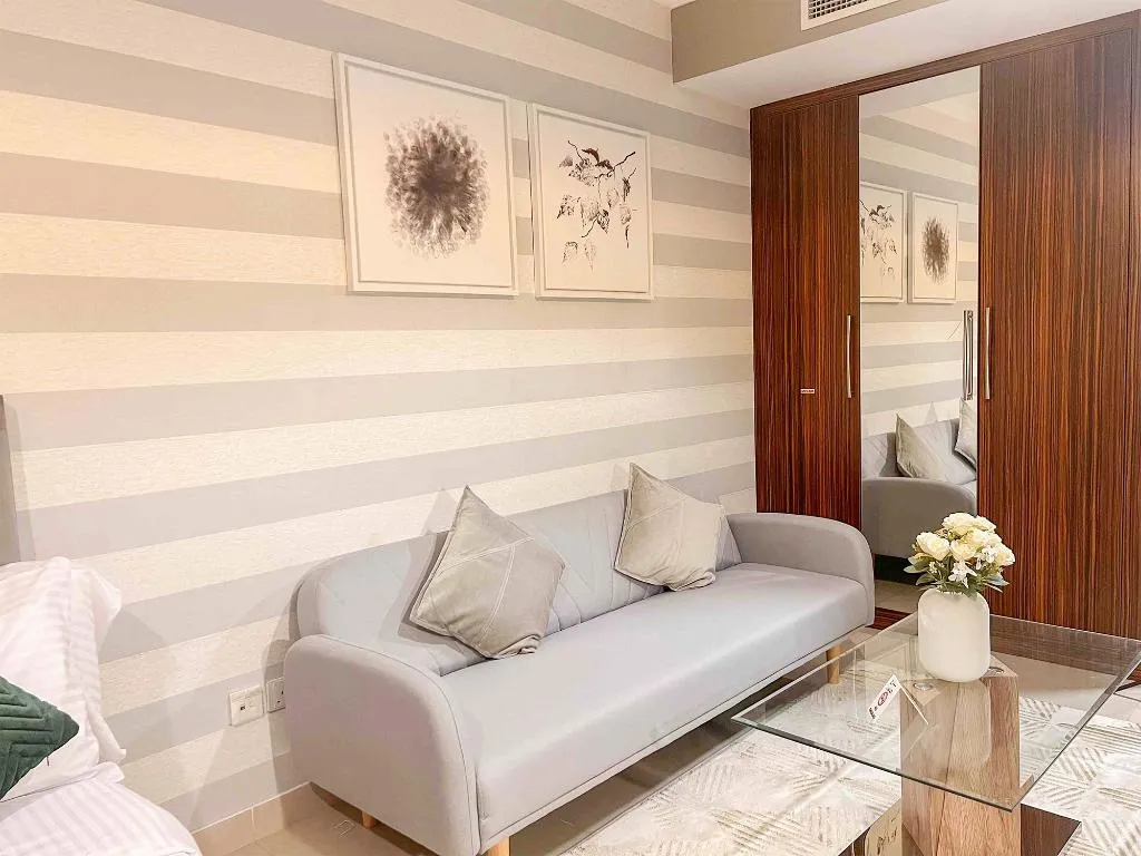 STUDIO ONE BED Room, Goldcrest Executive, Dubai