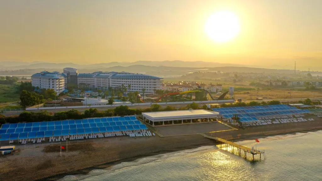 Beach, Crystal Admiral Aqua Collection, Antalya