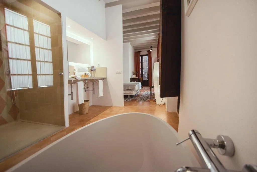 Room, Canavall, Majorca