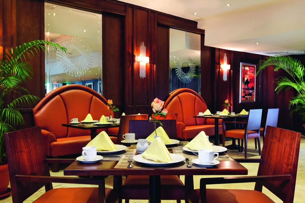 Restaurant, Cairo Pyramids Hotel, Cairo