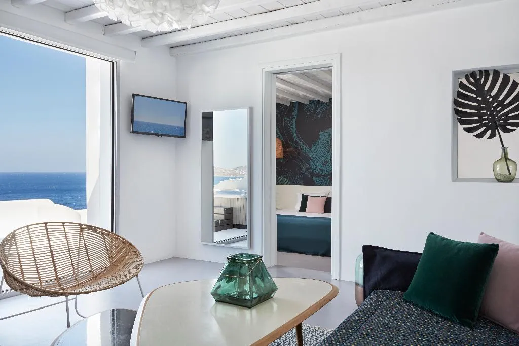 SUITE WITH JACUZZI Room, Kouros Hotel & Suites, Mykonos