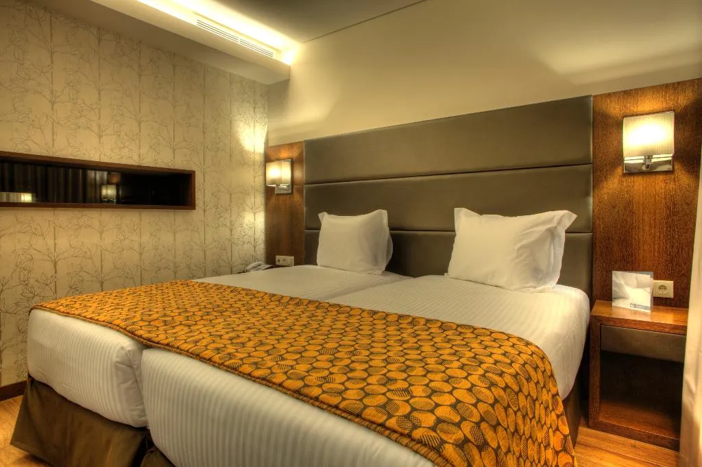 Double or Twin WITH BALCONY Room, Eurostars Oporto, Porto