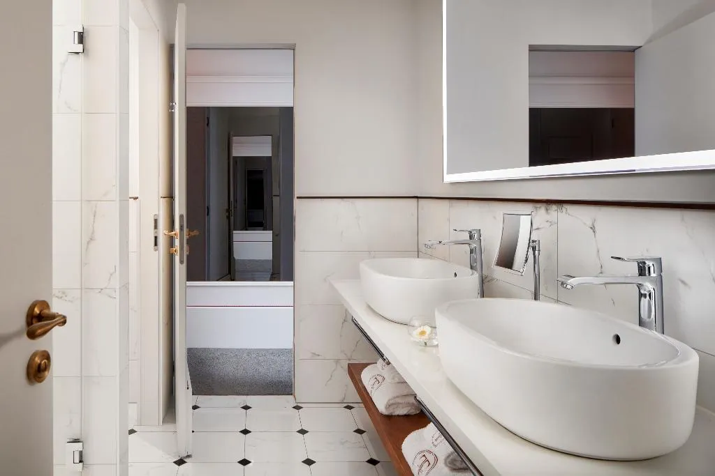 SUITE WITH BALCONY Room, Tivoli Doelen Amsterdam, Amsterdam