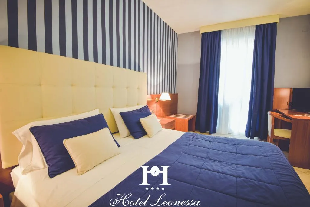 Room, Leonessa Hotel, Naples
