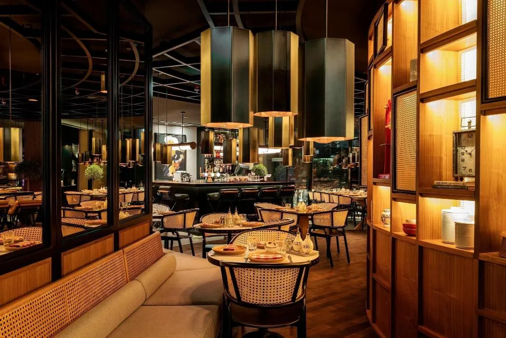 Restaurant, Le Royal Meridien Beach Resort and Spa, Dubai