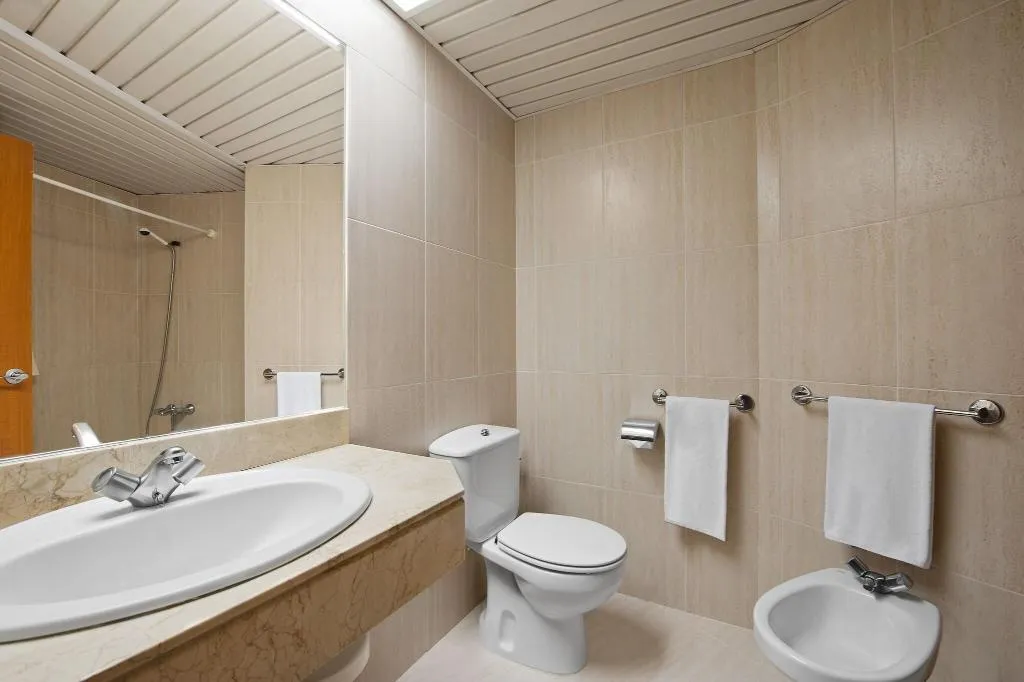 Room, Sol Katmandu Park & Resort, Majorca
