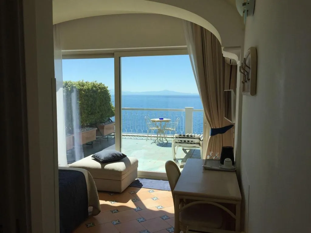 JUNIOR SUITE SEA VIEW Room, Bellevue, Naples