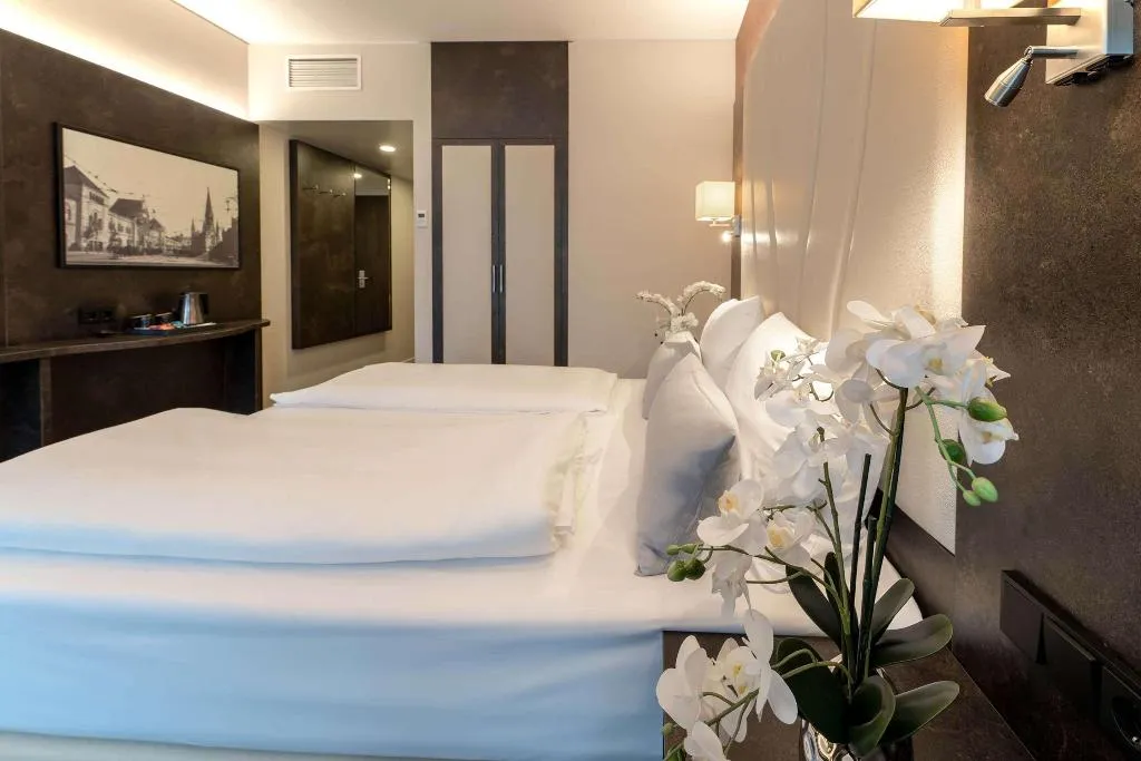DOUBLE PREMIUM Room, PLAZA Premium Berlin Kurfürstendamm, Berlin