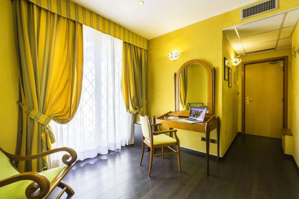 DOUBLE TWO BEDS Room, Best Western Art Deco, Rome