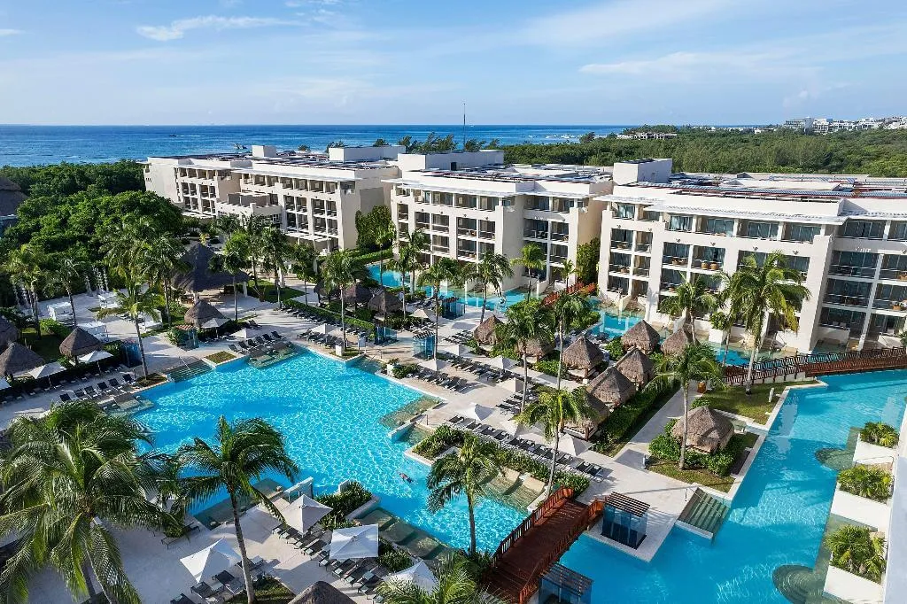 Pool, Paradisus La Perla Adults Only Riviera Maya, Playa Del Carmen