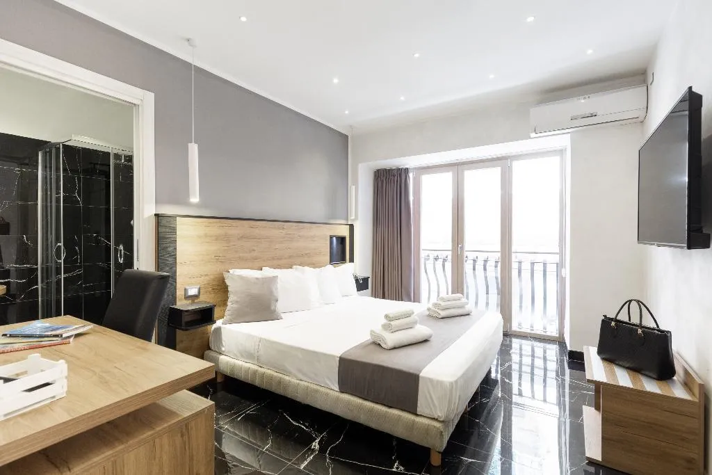 DOUBLE SUPERIOR Room, Hotel Bella Napoli, Naples