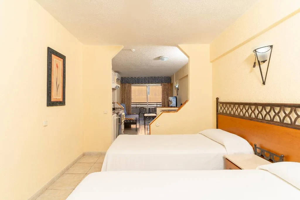STUDIO ECONOMY Room, HOVIMA Santa Maria, Tenerife