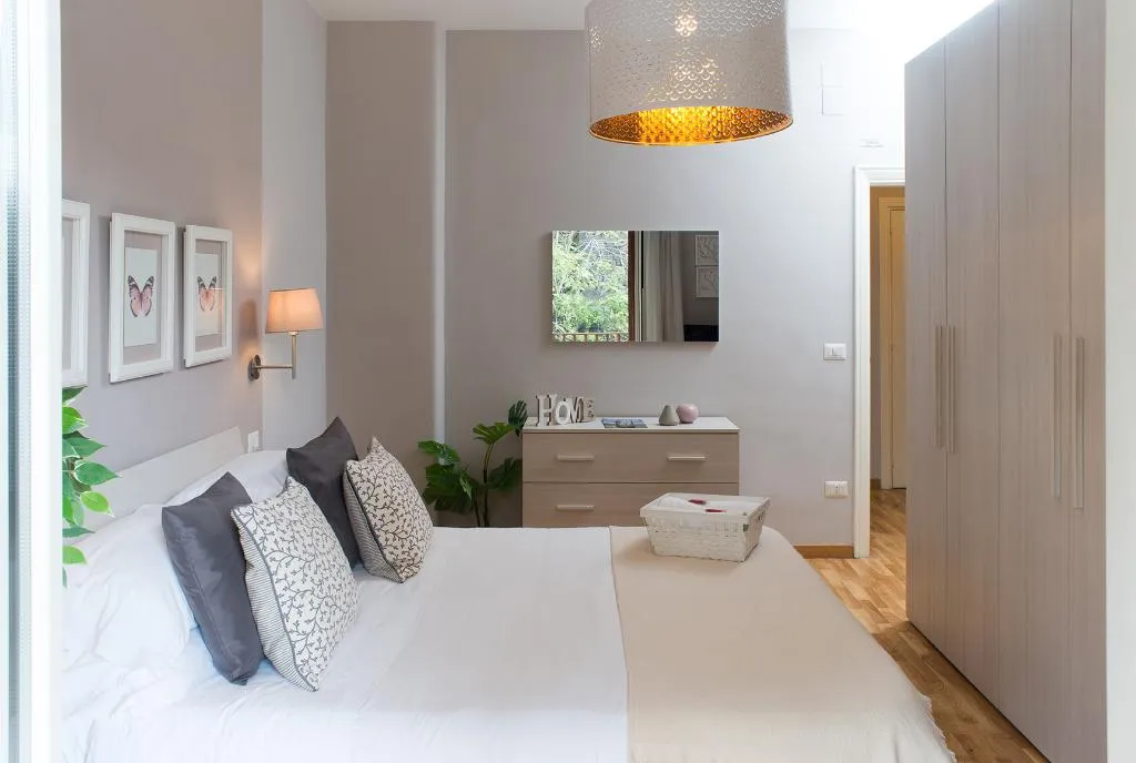 APARTMENT CAPACITY 3 Room, Residenza Flegrea, Naples