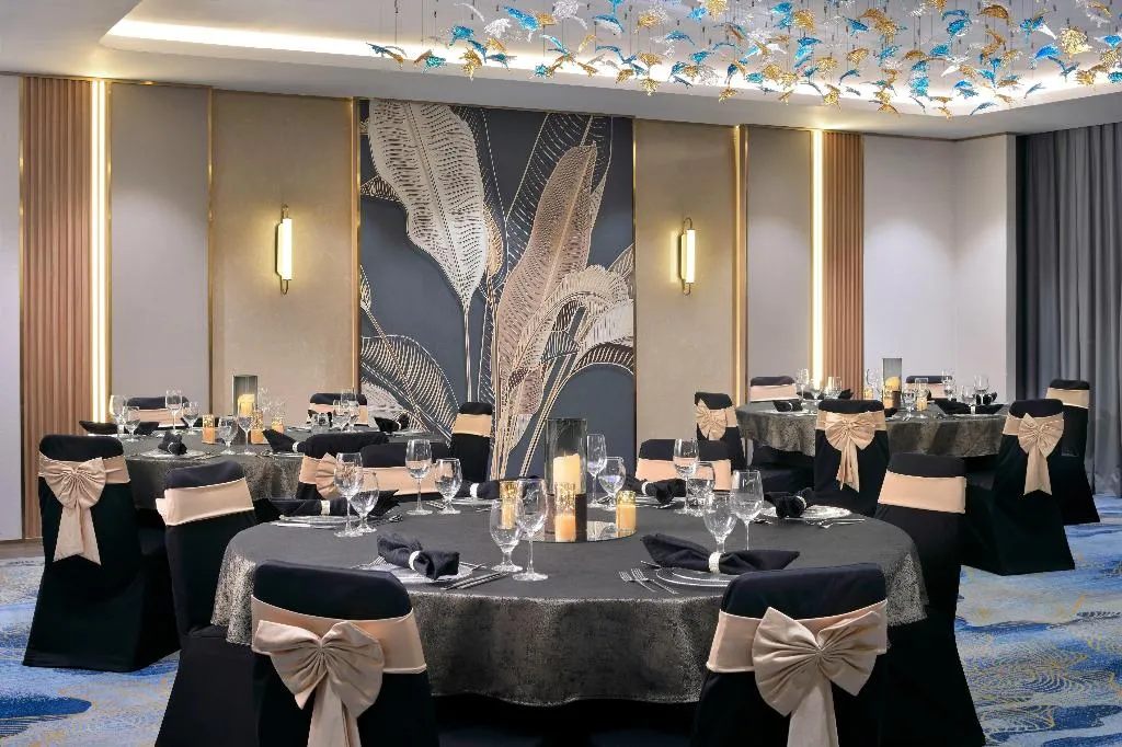 Conferences, Crowne Plaza Jumeirah, Dubai