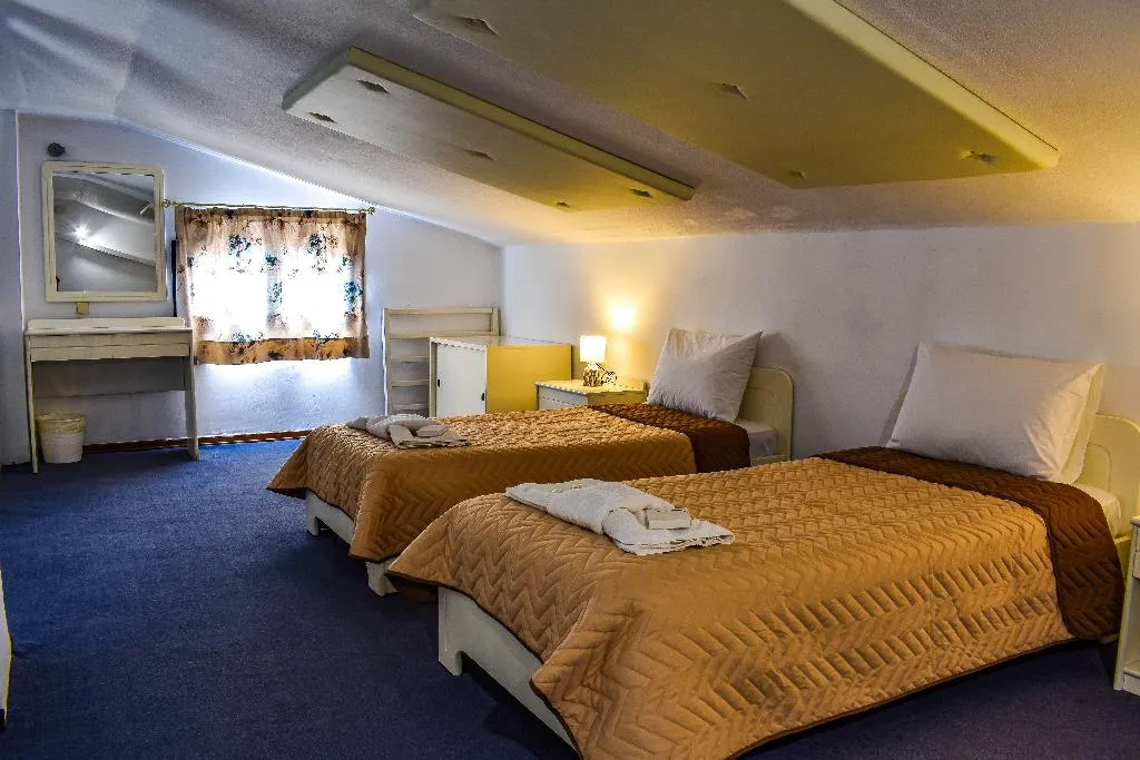 APARTMENT TWO BEDROOMS Room, Govino Bay, Corfu