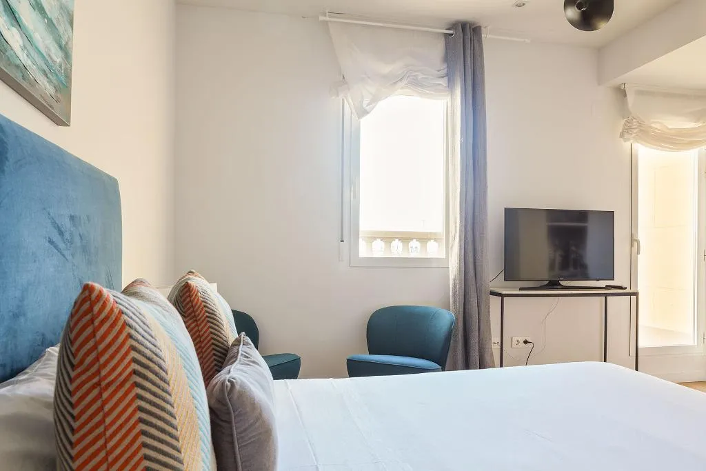 APARTMENT TWO BEDROOMS WITH TERRACE Room, Canaan Boutique Apartments Madrid, Madrid