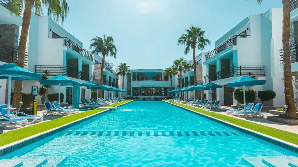 Pool, La Rosa Waves Beach Resort And Aqua Park, Red Sea Riviera
