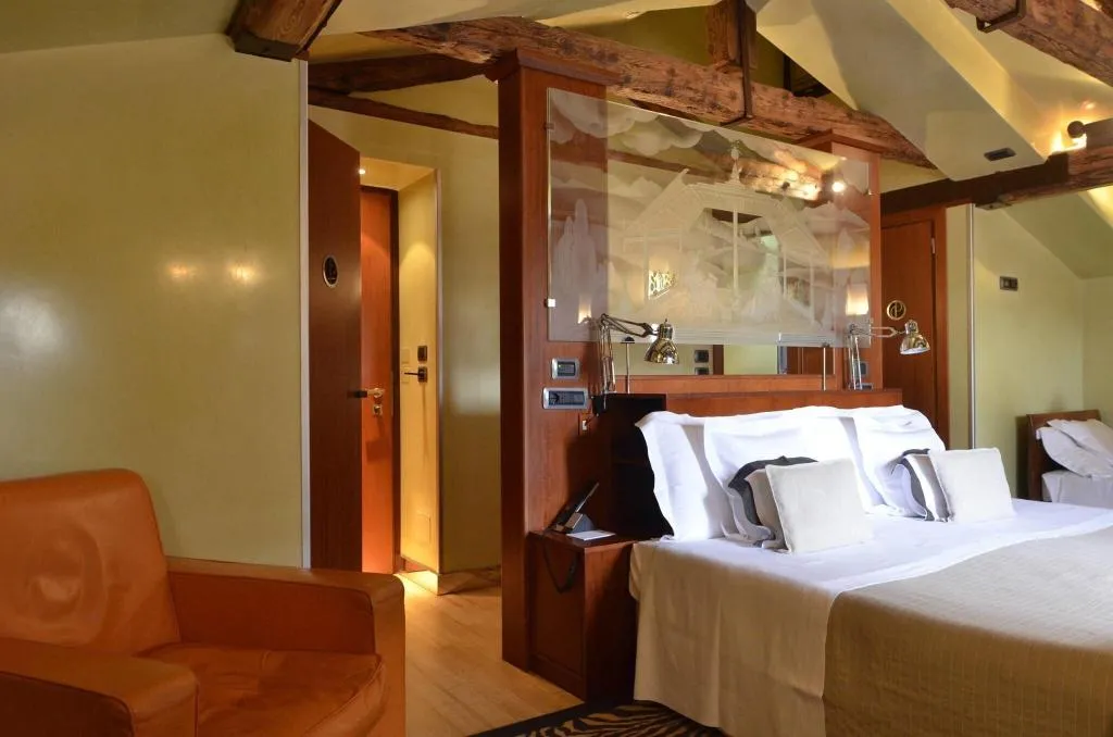Room, Ca Pisani, Venice