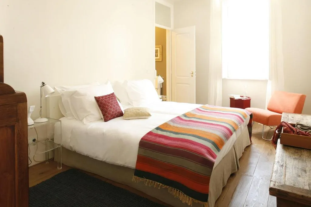 Room, Casa Das Janelas Com Vista, Lisbon