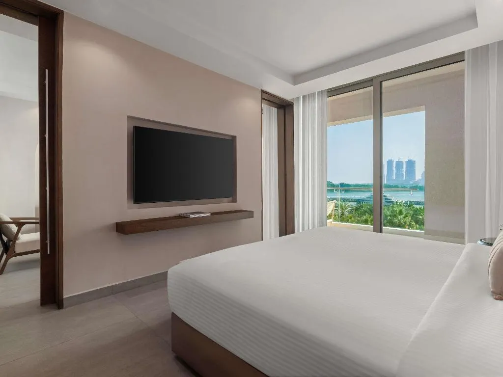JUNIOR SUITE SEA VIEW Room, Rixos The Palm Hotel & Suites, Dubai