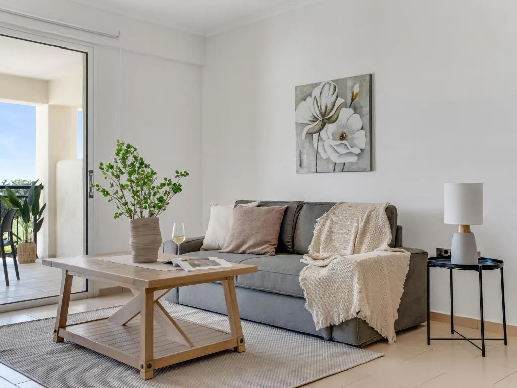 APARTMENT DELUXE TWO BEDROOM Room, Sanders Seaview, Cyprus