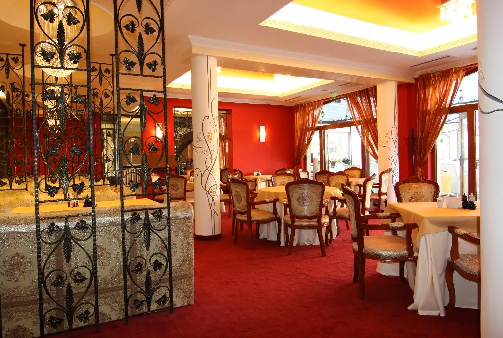 Restaurant, The Vineyards Spa Resort, Bourgas