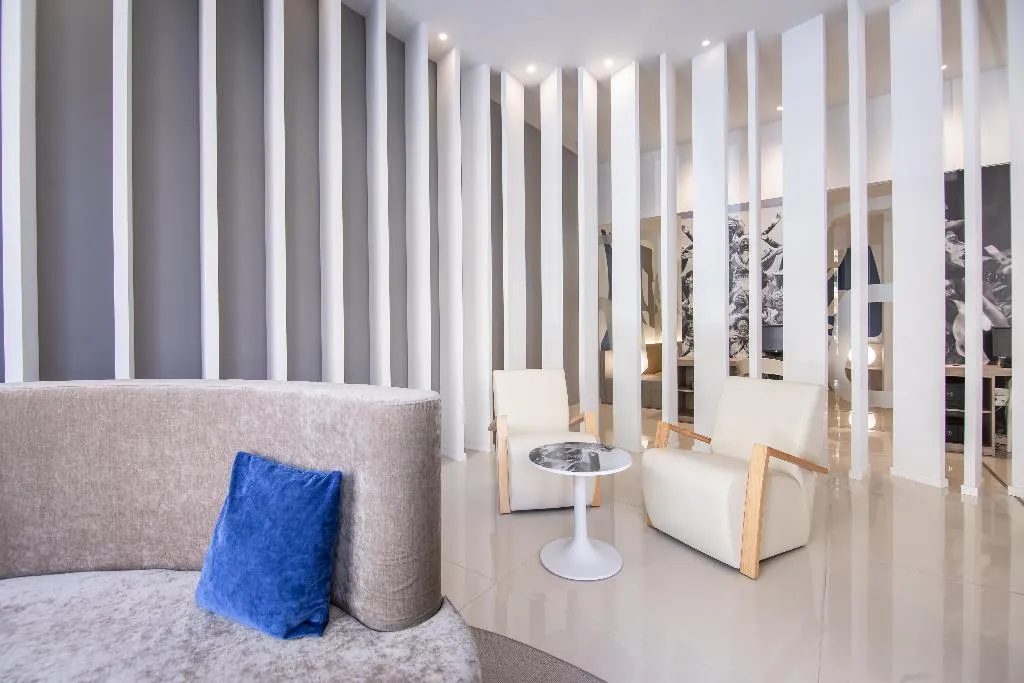 Lobby, Monte Puertatierra, Costa De La Luz