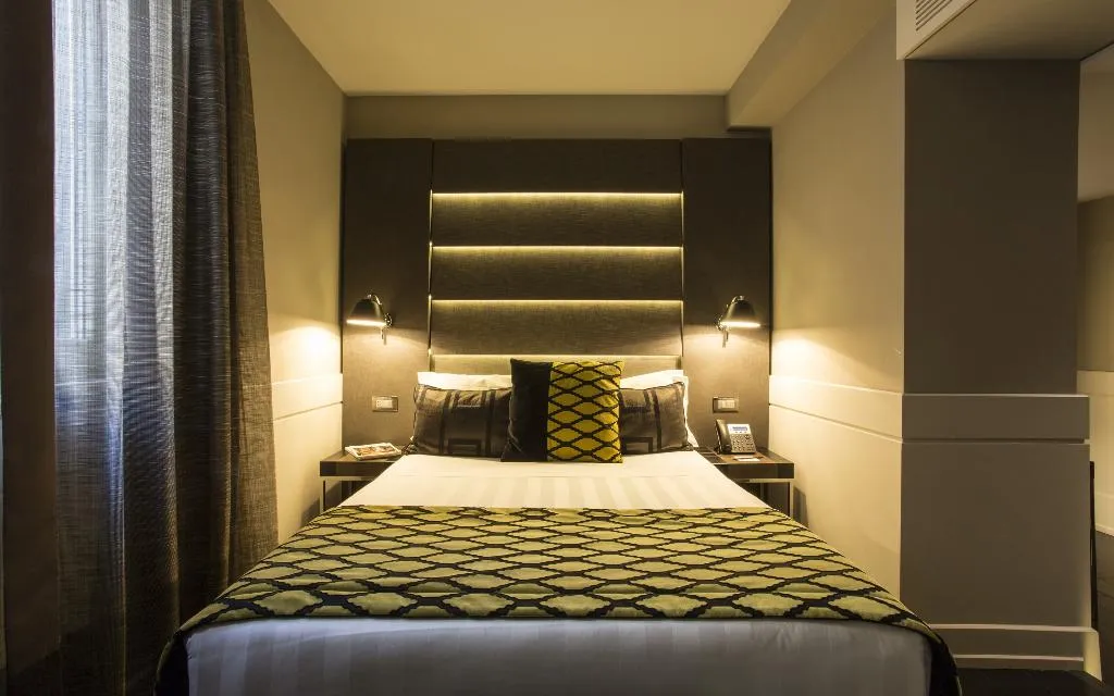 Double or Twin DELUXE Room, The Style, Rome