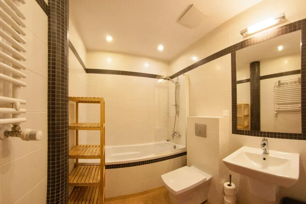 APARTMENT TWO BEDROOMS Room, Yourplace Biskupia Apartments, Krakow