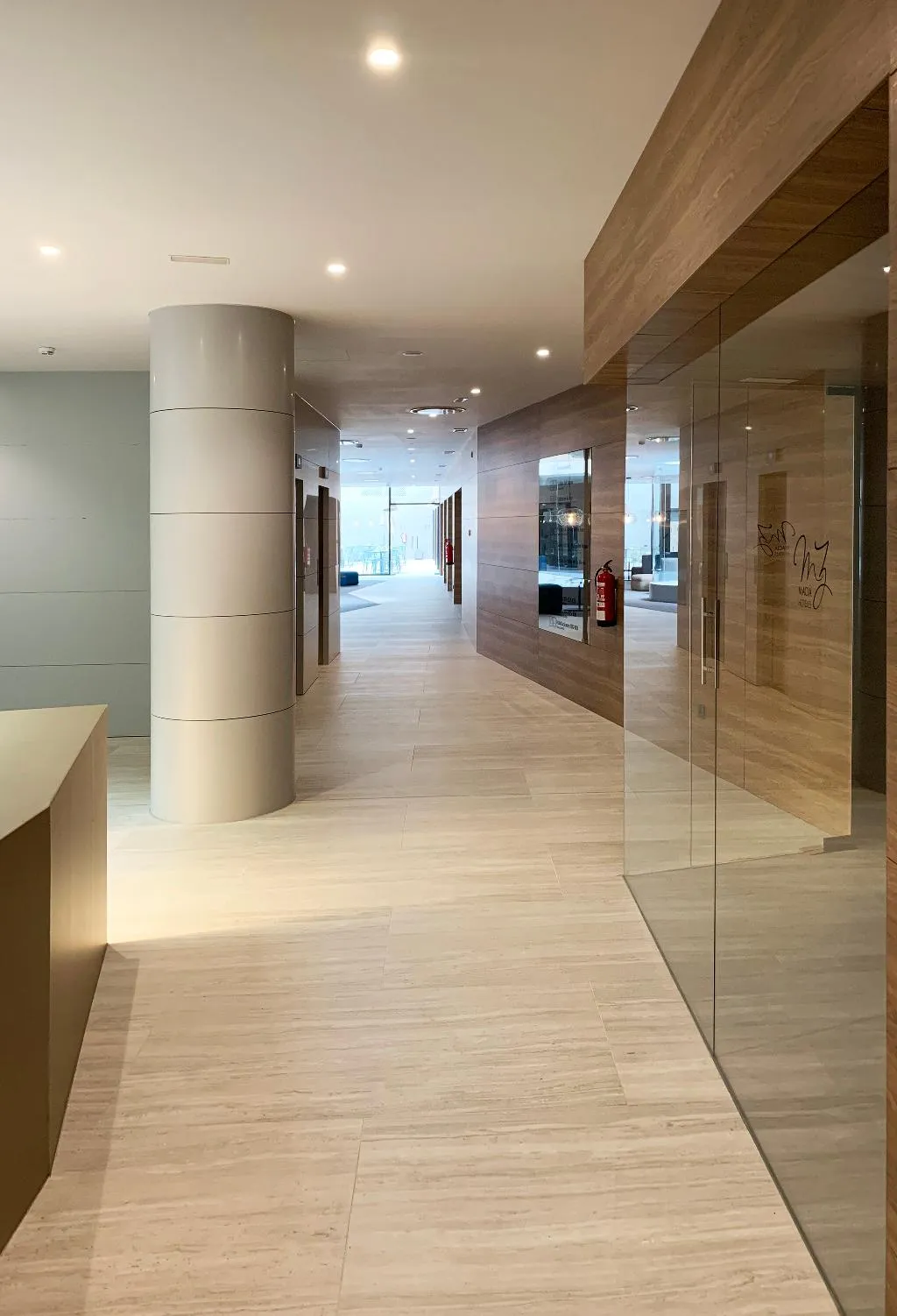 Lobby, Macia Sevilla Kubb, Seville