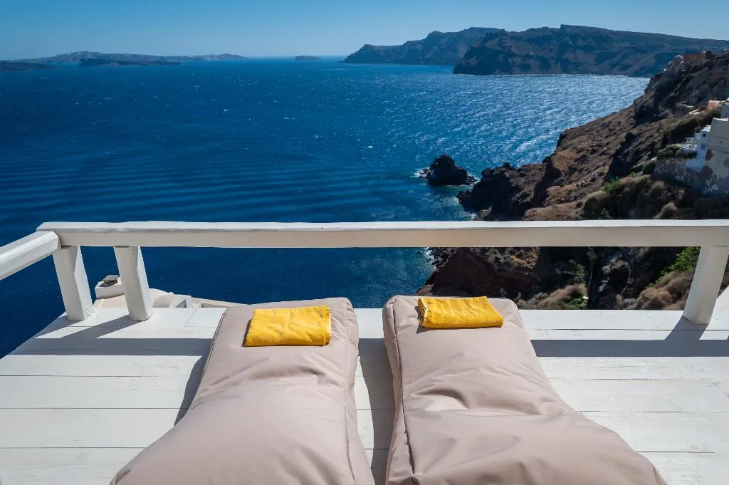 VILLA WITH JACUZZI Room, Armeni Luxury Villas, Santorini