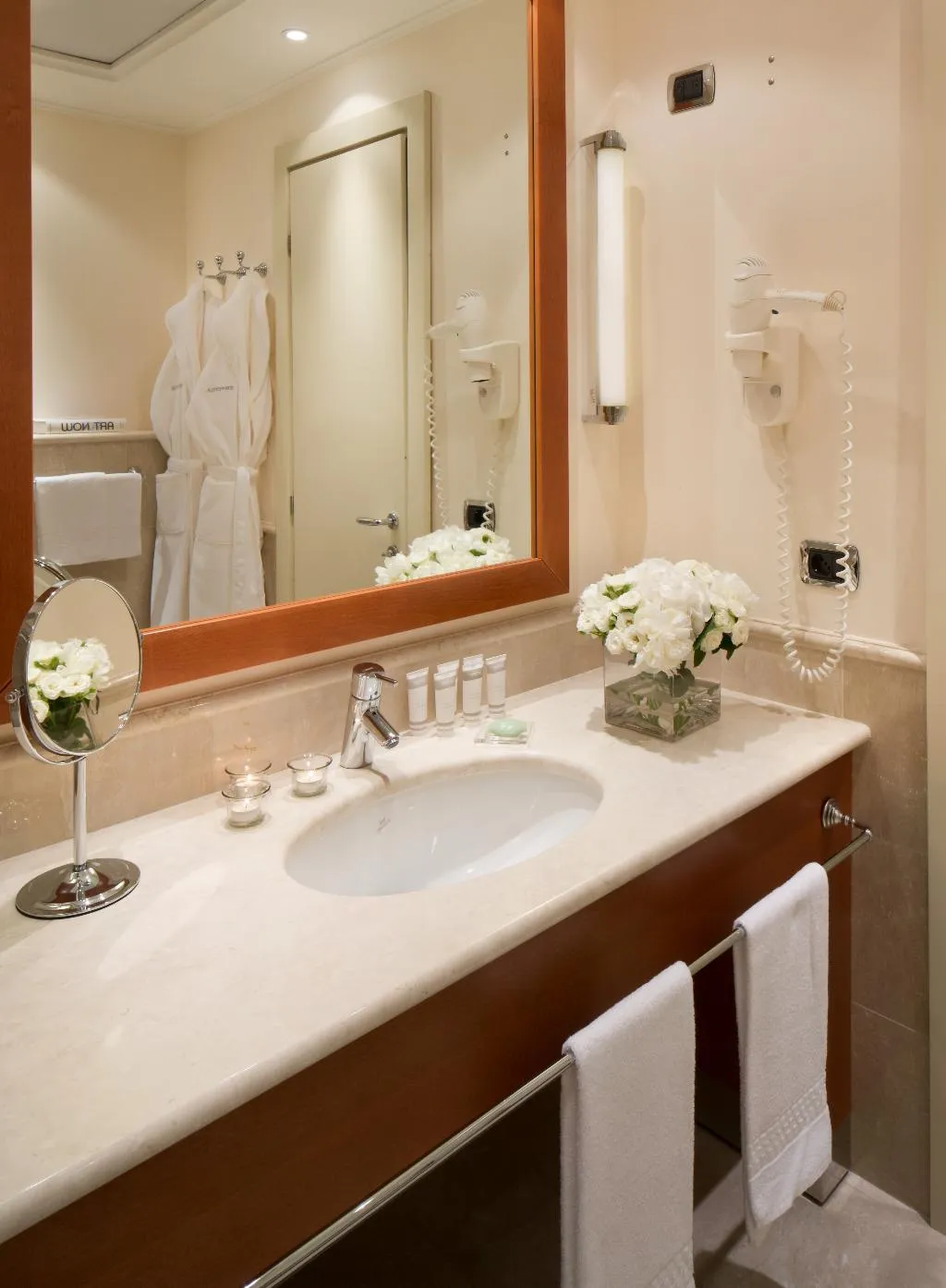 SUITE STANDARD Room, Starhotels Grand Milan, Milan