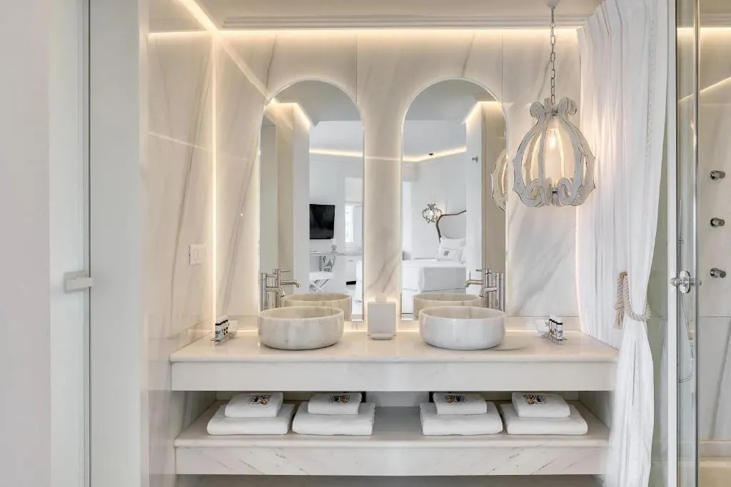 JUNIOR SUITE DELUXE SEA VIEW Room, Saint John Hotel Villas & Spa, Mykonos