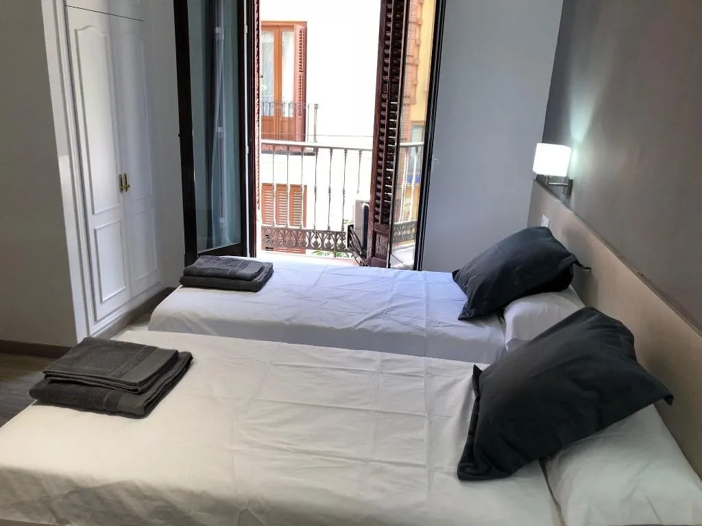 Room, Hostalin Madrid Atocha, Madrid