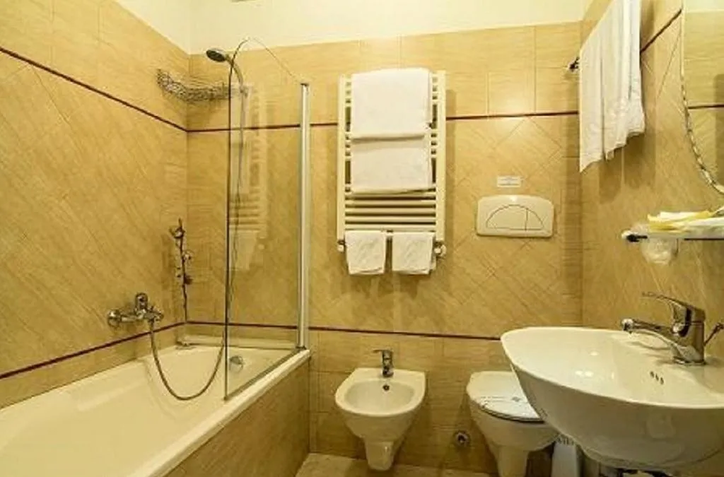 Room, B&B Degli Amici, Rome