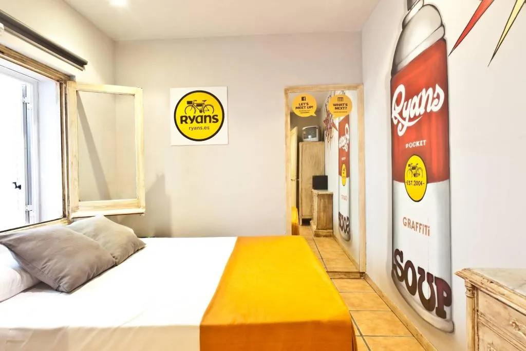 Double or Twin WITH TERRACE Room, Ten Hostel, Ibiza