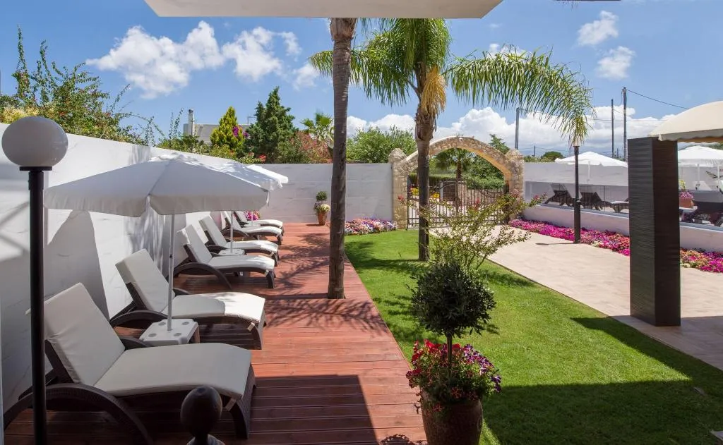 Terrace, Paradice Hotel Luxury Suites, Crete